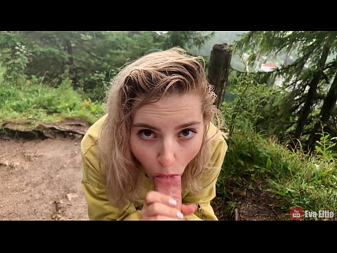 ❤️ Fáinleogann cailín cum tar éis blowjob poiblí - Eva Elfi ❤️❌  Gnéas  linn